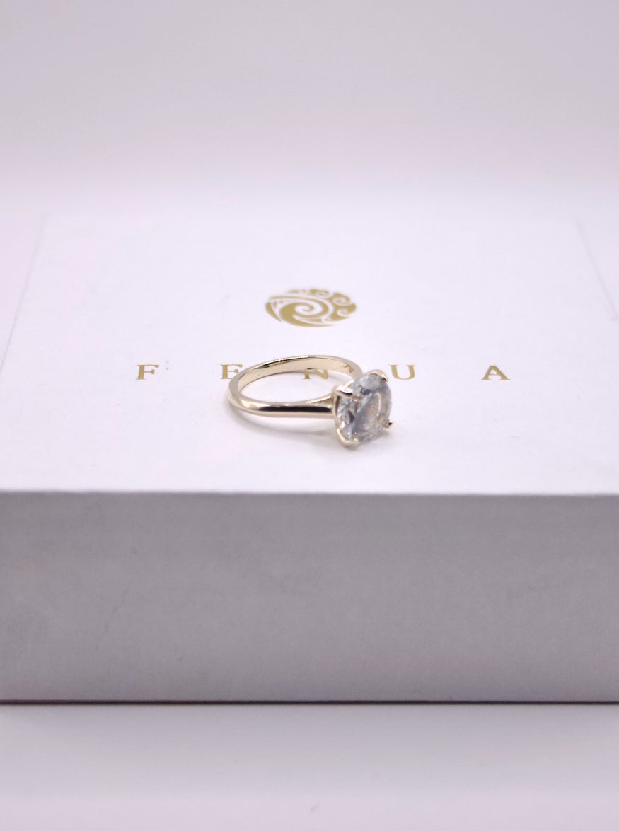 Classic Solitaire Engagement Ring – 14K Gold, 1ct Round Lab Diamond (6.5mm)