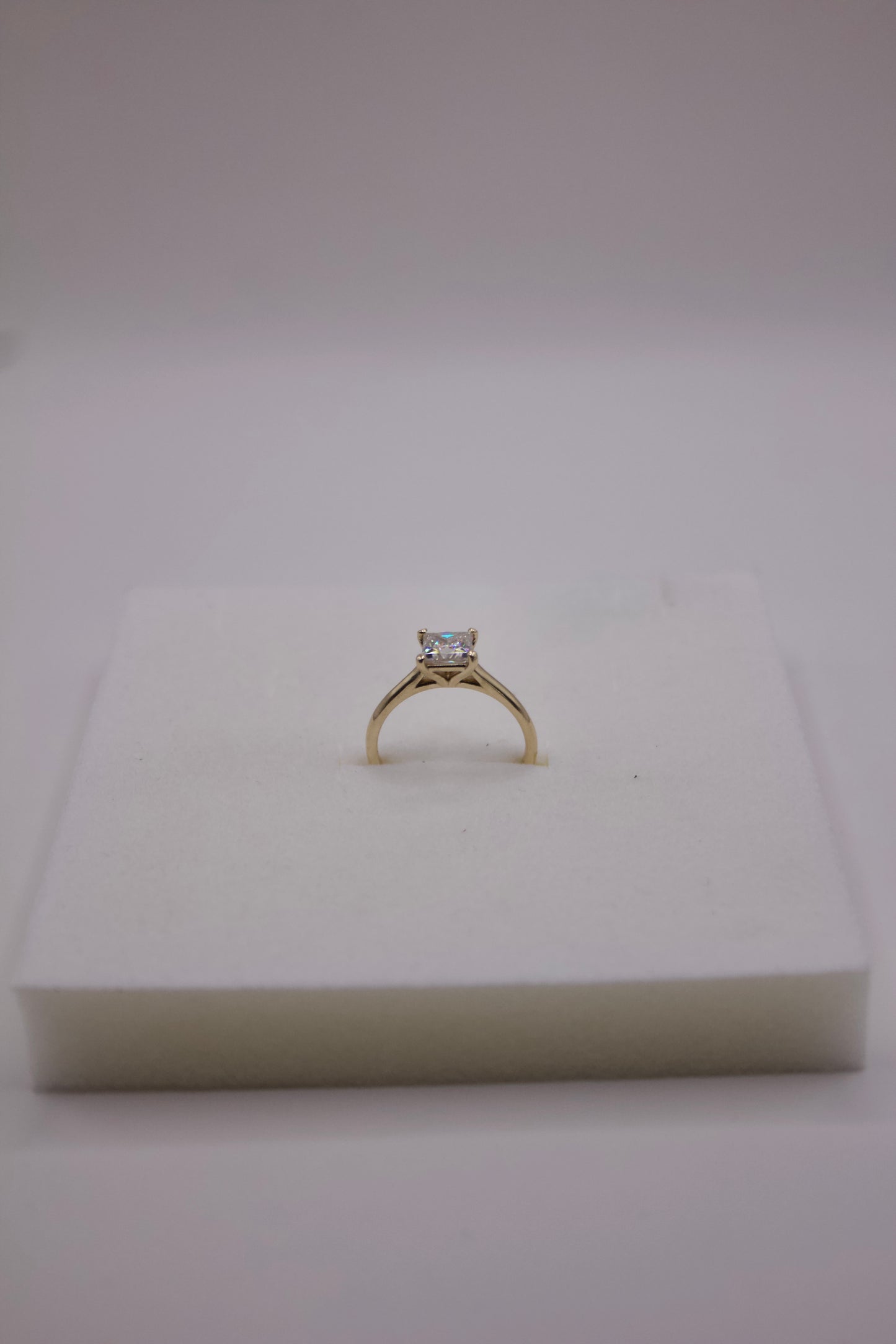 Princess Cut Engagement Ring – 5.5mm, 14K Gold, 1ct Moissanite (5.5mm)