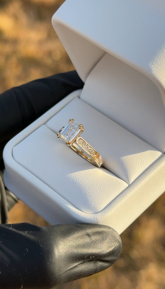 Queen Emma Scroll Engraved Ring – 4mm, 14K Gold, 2ct Emerald Cut Lab Diamond