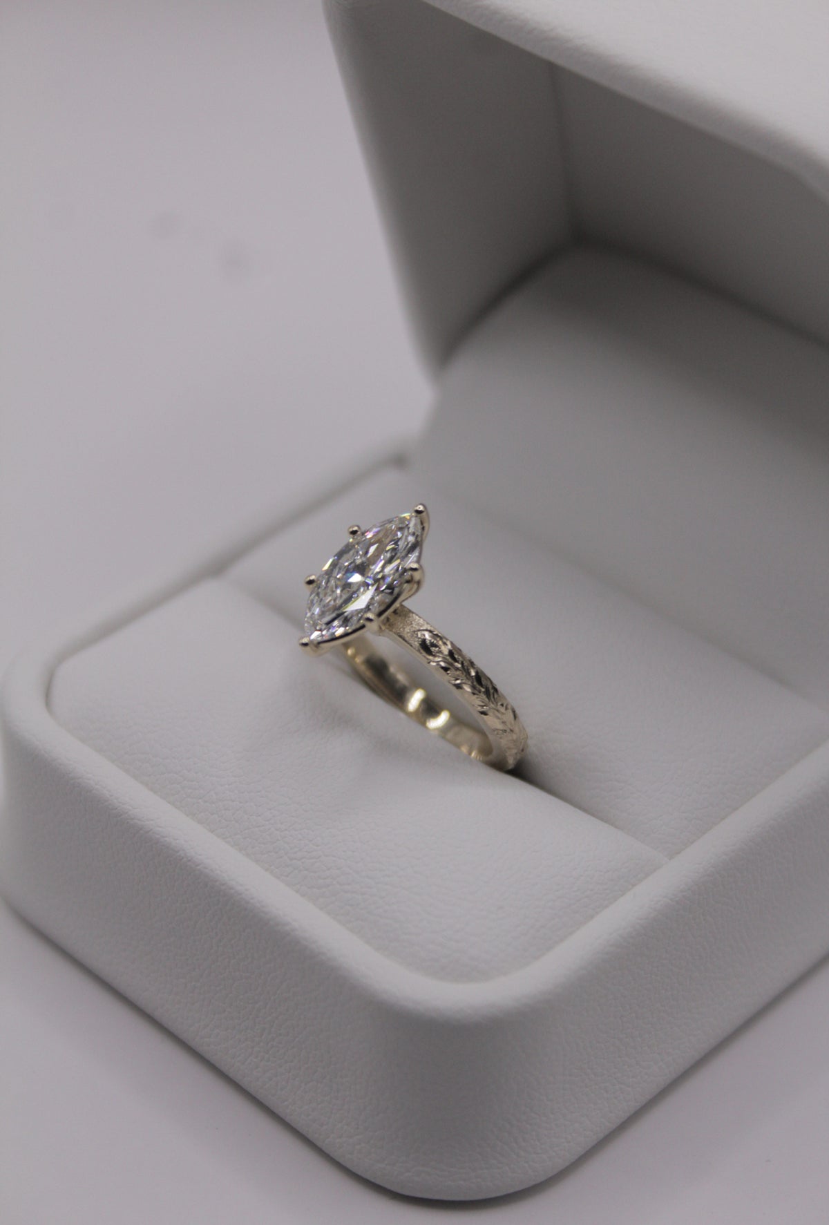 Maile Leaf Engraved Engagement Ring – 4mm, 14kt Gold, 1.5ct Marquise Cut Lab Diamond