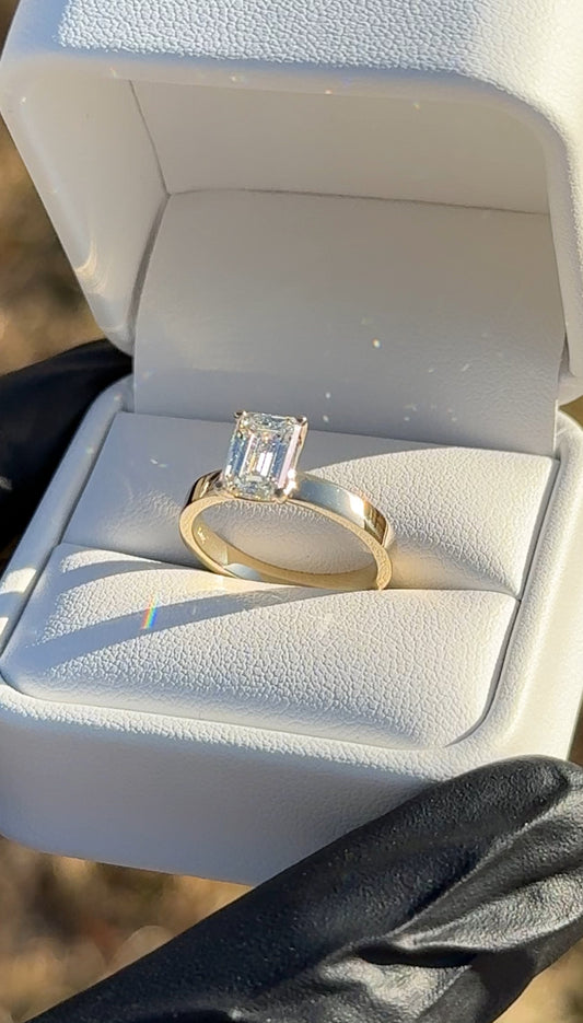 Emerald Cut Engagement Ring – 2ct Lab Diamond, 14kt Gold