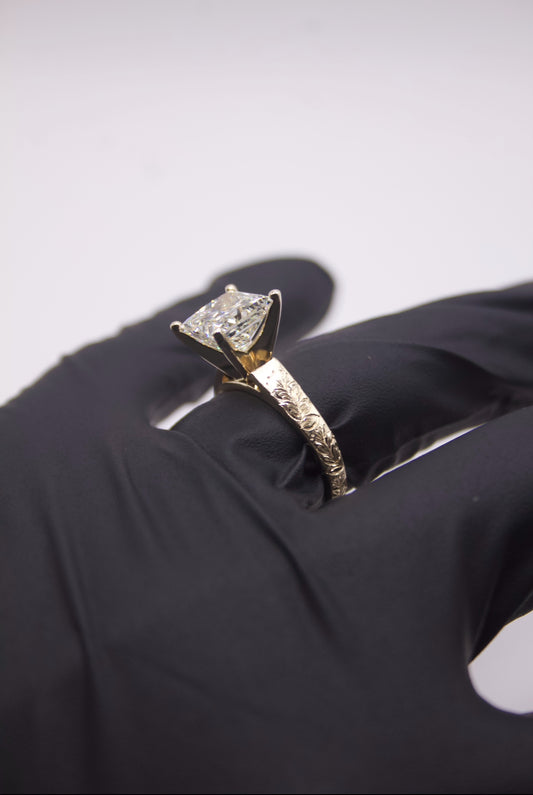 Maile Leaf & ‘Ōhi’a Lehua Engraved Ring – 4mm, 14K Gold, 1ct Princess Cut Lab Diamond