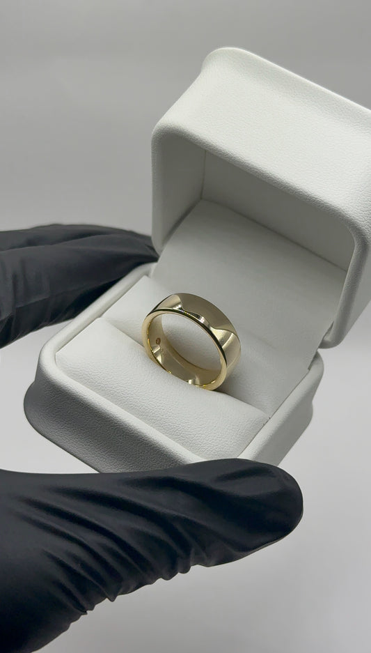 Classic 7mm Yellow Gold Wedding Band - 14kt, European Style (Heavyweight)