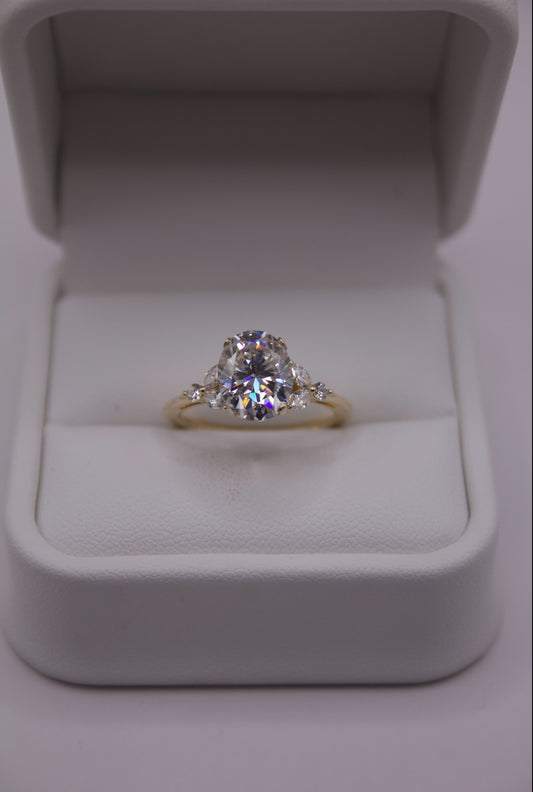 14k Gold 1ct Oval Lab Diamond w/Stone Accents