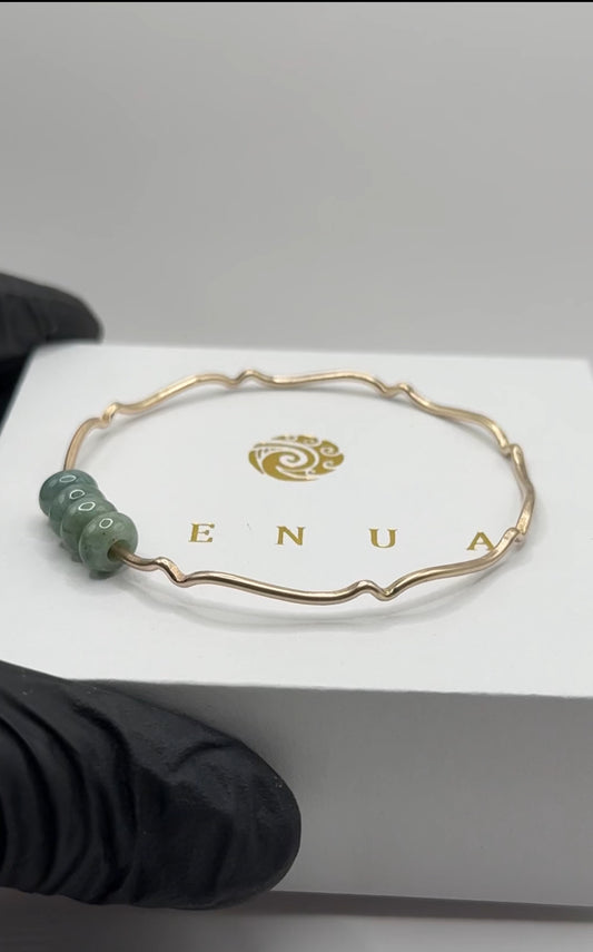 Nai’a (Dolphin) Bangle w/Jade